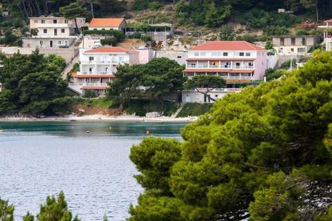 Apartmetns Franka Saplunara-One-Bedroom Apartment with Terrace and Sea View No2 - Ferienunterkunft in Saplunara (4 Personen)