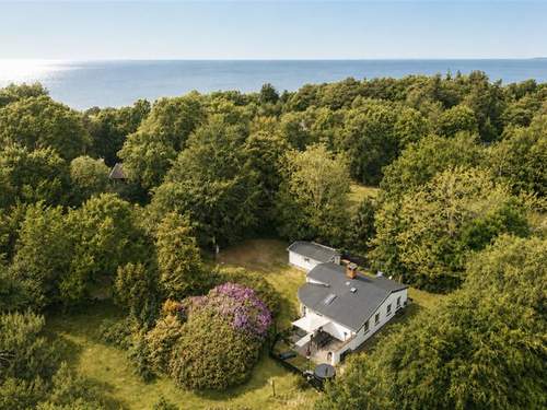 Ferienhaus Bine - 200m from the sea