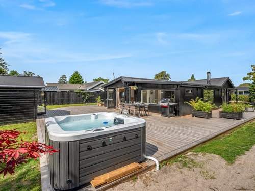 Ferienhaus Varnava - 300m from the sea