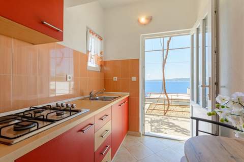 Rooms Sani- Double Room with Terrace and Sea View (S2) - Ferienunterkunft in Brela (2 Personen)