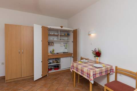 Villa Dubravka - Superior One Bedroom Apartment with Balcony and Sea View (Apartman 6) - Ferienunterkunft in Mlini (4 Personen)
