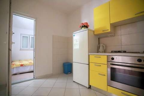 Apartments Pezo - Superior Two Bedroom Apartment with Balcony (Mira 8) - Ferienunterkunft in Baska Voda (4 Personen)