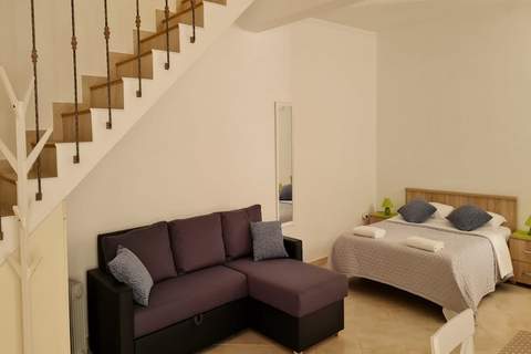 Holiday Home Mico - Three Bedroom Holiday Home with Swimming Pool - Ferienunterkunft in Drvenik (6 Personen)