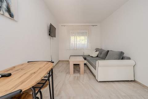 Guest Gouse Stipanovi Dvori - One Bedroom Apartment 1 - Ferienunterkunft in Benkovac (2 Personen)