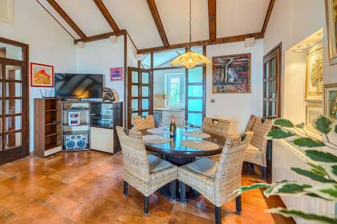Three bedroom Apartment with terrace and sea view (Nera) - Ferienunterkunft in Postira (5 Personen)