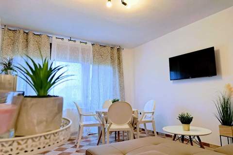 Apartments Villa Mavi-Two Bedroom Apartment with Balcony A2 - Ferienunterkunft in Plitvicka Jezera (6 Personen)