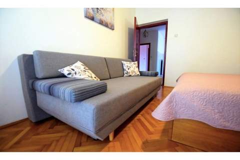 Apartments Adriana - Two Bedroom Apartment A4 - Ferienunterkunft in Starigrad-Paklenica (4 Personen)