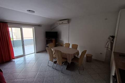 Apartment Kurelić - Two Bedroom Apartment with Terrace - Ferienunterkunft in Rab (5 Personen)