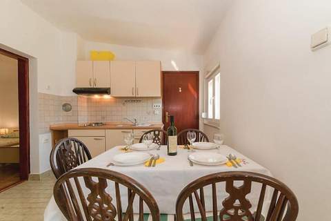 Charming Apartments Dokoza Vir - Two Bedroom Apartment with Terrace - Ferienunterkunft in Vir (4 Personen)