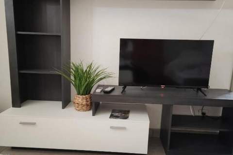 Apartment and Room Mare Vrlika - Two Bedroom Apartment  with Balcony - Ferienunterkunft in Sinj (4 Personen)