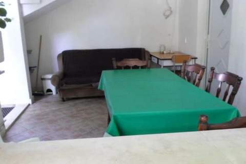 Apartments Miki Rogoznica - Comfort Two Bedroom Apartment with Terrace - Ferienunterkunft in Rogoznica (5 Personen)