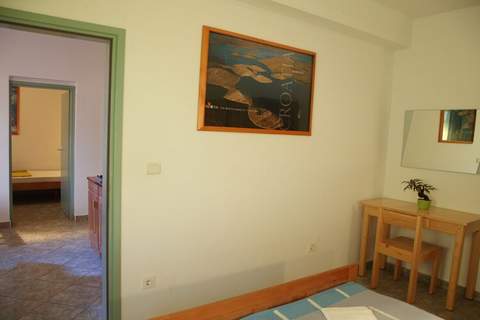 Apartments Gabi - Two Bedroom Apartments with Balcony with Garden View (A2) - Ferienunterkunft in Srima (4 Personen)