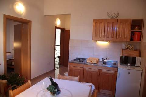 Apartments Gabi - Two Bedroom Apartments with Balcony with Garden View (B2) - Ferienunterkunft in Srima (4 Personen)