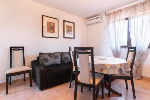 Kokolo Beach Apartments - Three bedroom apartment first floor - Ferienunterkunft in Preko (5 Personen)