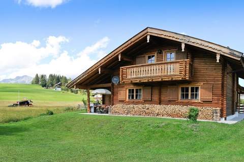 Blockhaus Schwalbennest - Ferienunterkunft in Seefeld in Tirol (6 Personen)