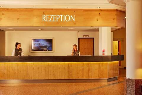 Sunday Hotel Hannover Double Room - Ferienunterkunft in Hannover (2 Personen)
