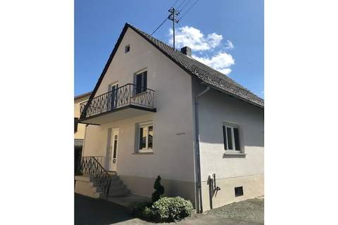 Ferienunterkunft in Steinwiesen (4 Personen)