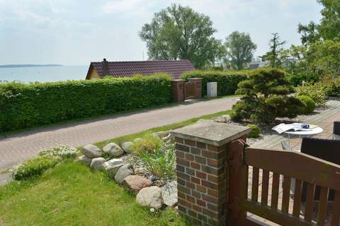 Ferienunterkunft in Breege (2 Personen)