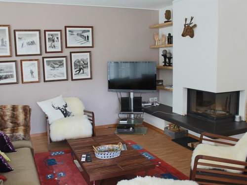 Ferienwohnung Talstrasse 57E (RA) Appartement/Fewo, Dusche oder Bad, WC 4½-Zimmerwohnung