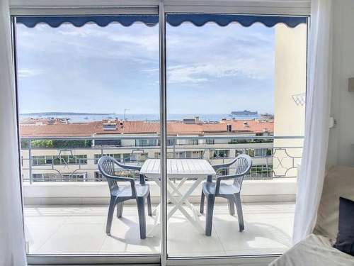 Ferienwohnung Lovely, modern studio with sea view 117