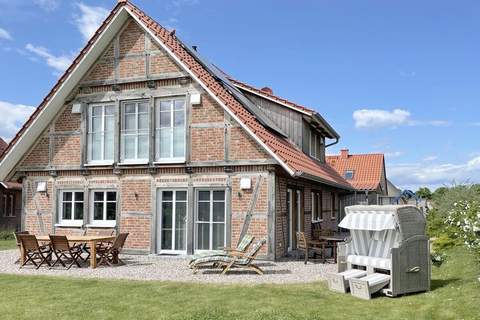 Ferienunterkunft in Groß Schwansee (8 Personen)
