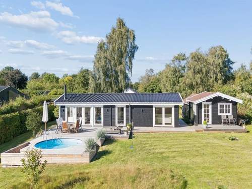 Ferienhaus Henryka - 750m from the sea