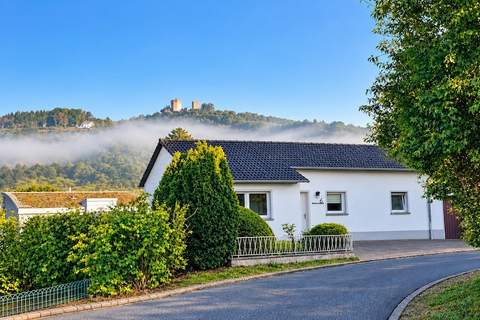 Ferienhaus Eifelglück - Ferienunterkunft in Pelm (4 Personen)