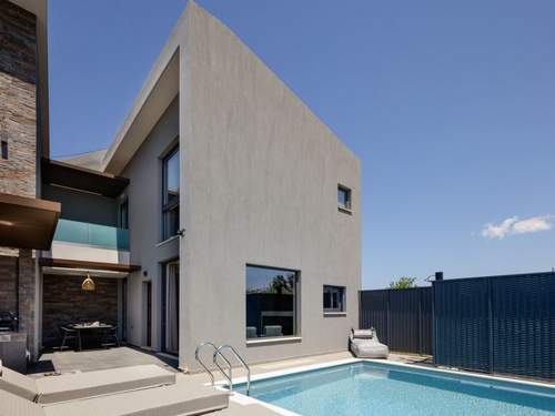 Ferienwohnung VillAgioi III - Pool Villa und 450m zum Sandstrand