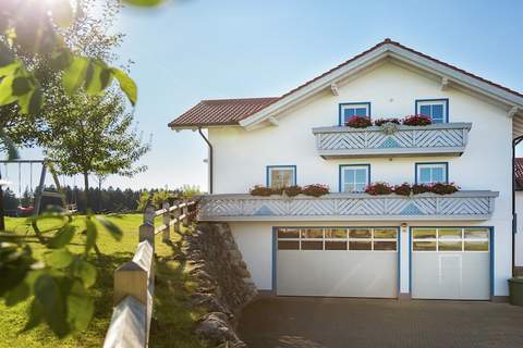 Am Berghof - Ferienunterkunft in Ingenried (4 Personen)