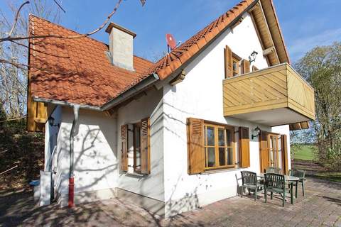 Burgblick - Ferienhaus in Neuenstein-Mühlbach (5 Personen)